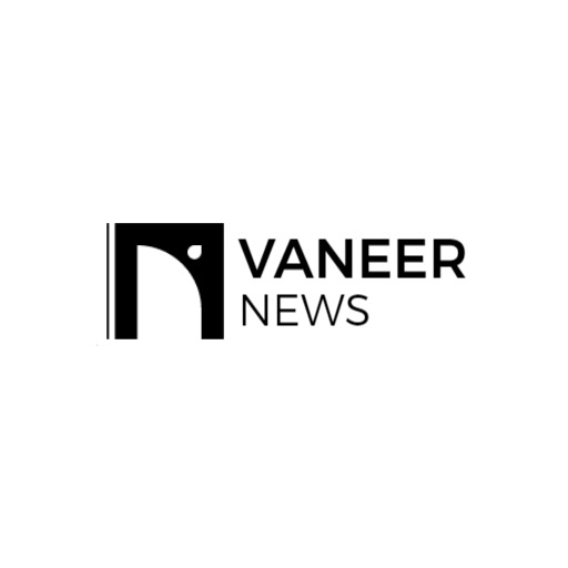 Elegant Black and White News Logo Capturing Current Events Logo Template