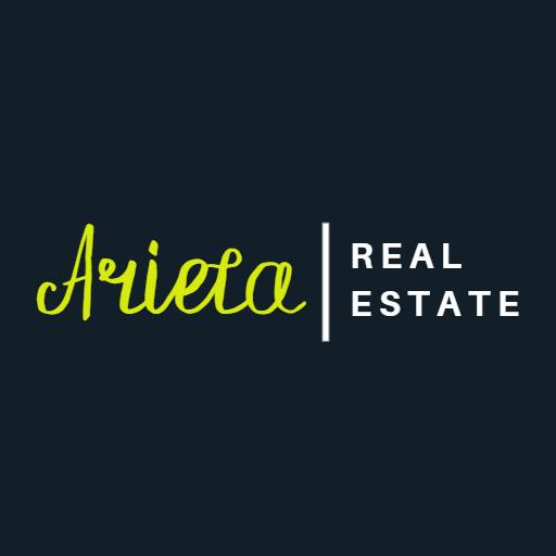 Elegant Green and White Wordmark Showcasing Real Estate Logo Template