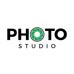 Green Aperture Design Featuring Your Photography Studio Logo Template